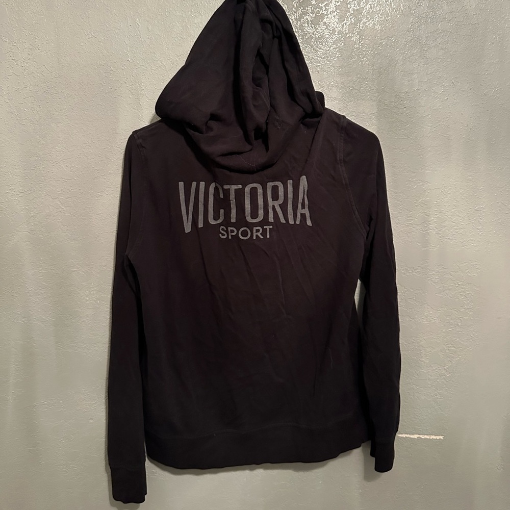 Victoria’ sport sweater